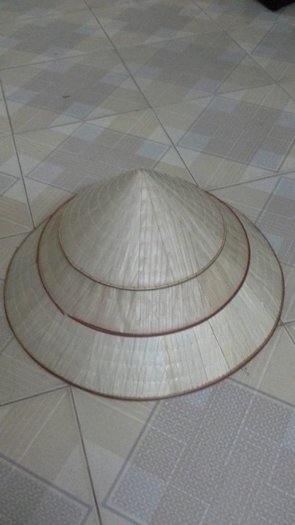 Bán nón lá tại Hà Nội