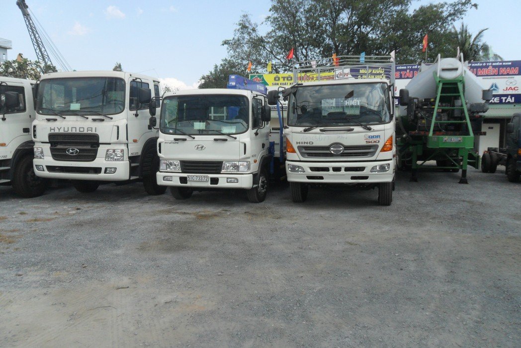 Ảnh bìa của Mr. Hoàng