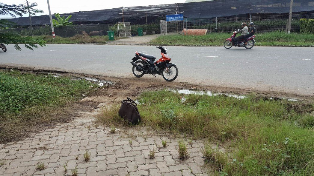 Ảnh bìa của Nguyễn Tấn Lợi