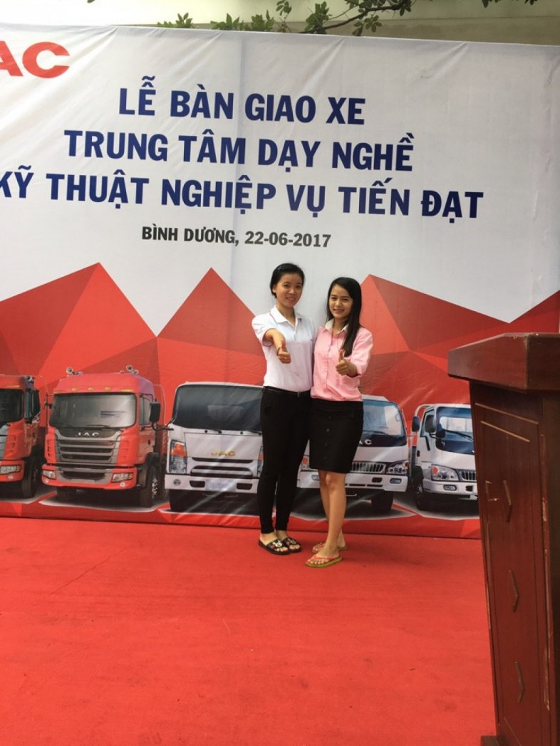 Ảnh bìa của Lily Jac