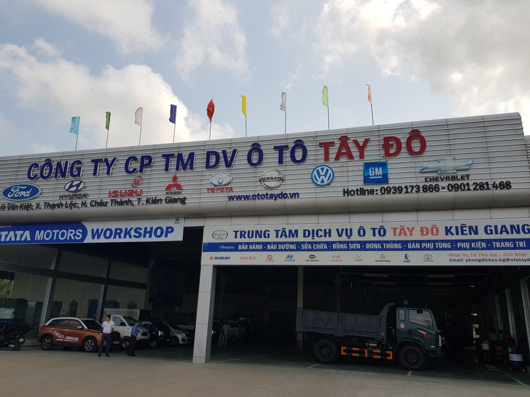 Ảnh bìa của Hoàng Thiện