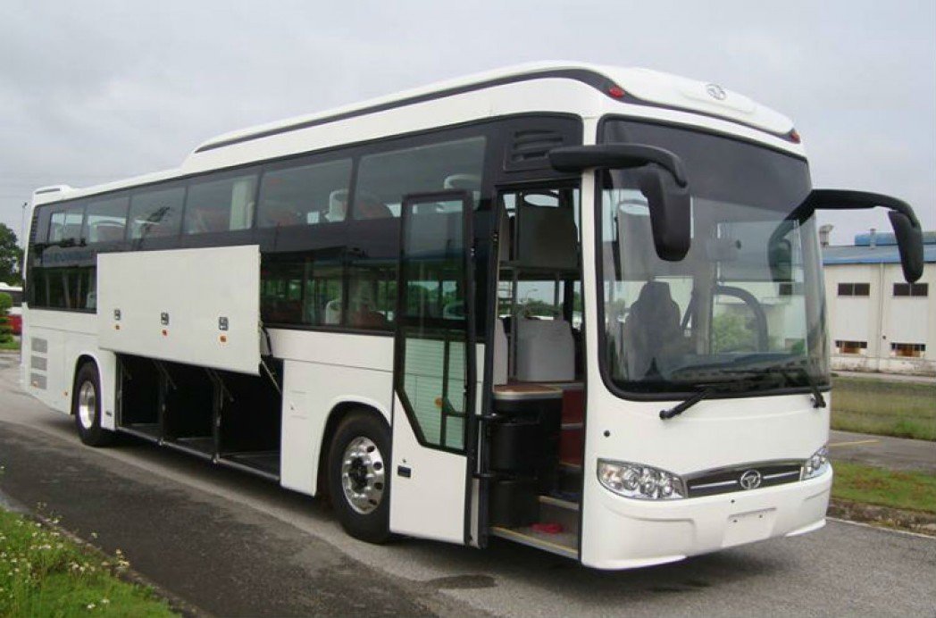 Ảnh bìa của Ô Tô Nhập Khẩu