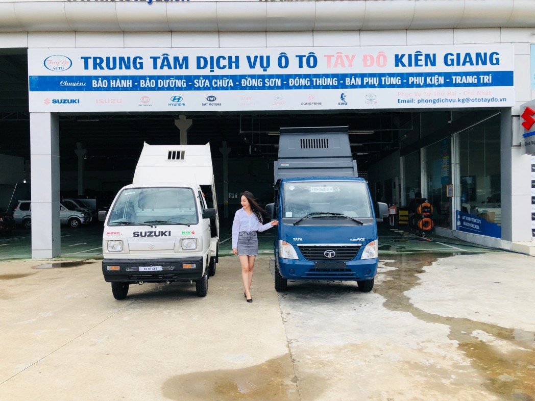 Ảnh bìa của Trần Văn Sự