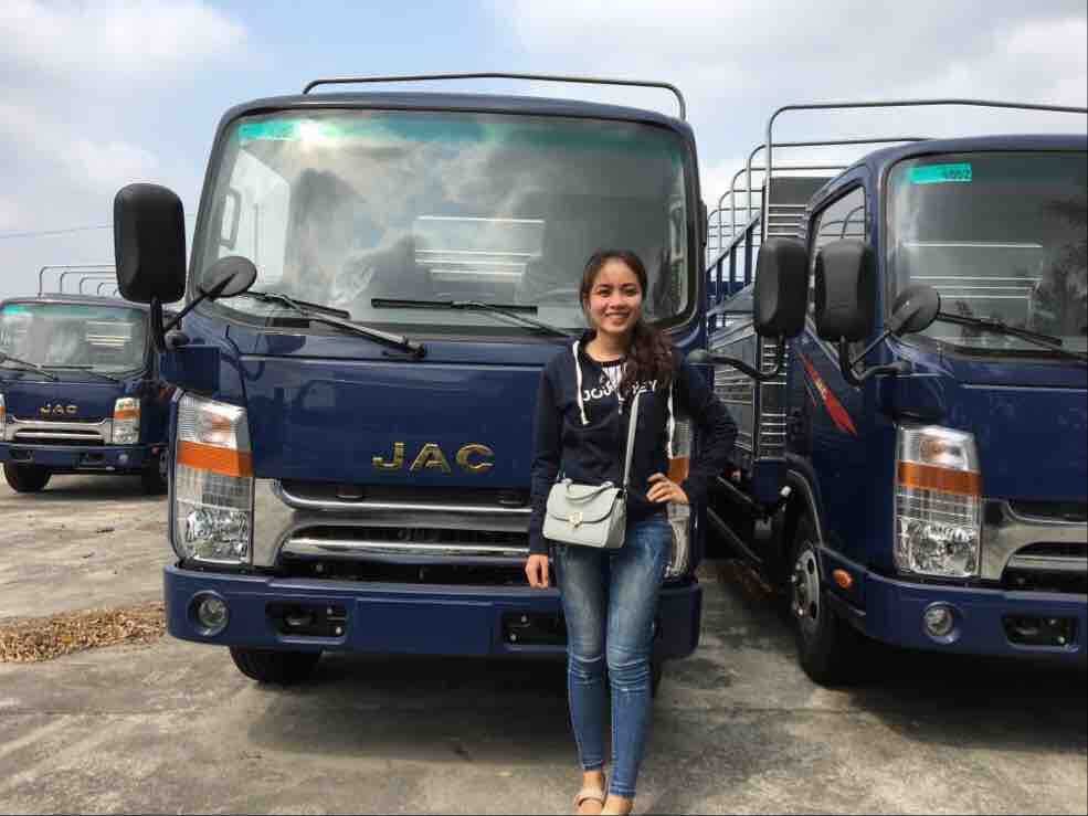 Ảnh bìa của Phạm Thị Thu Thủy