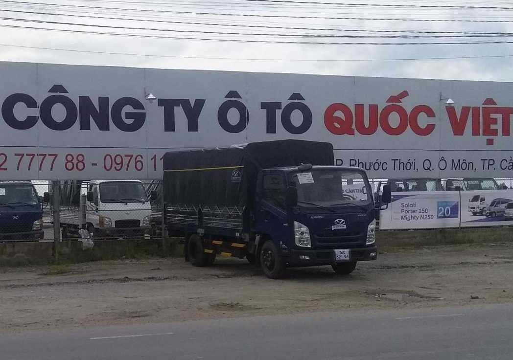 Ảnh bìa của Phạm Ngọc Trang
