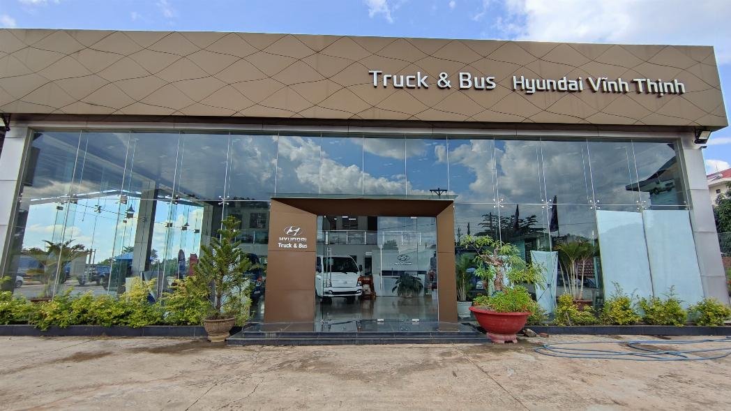 Ảnh bìa của Nguyễn Đức Hiếu