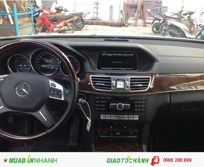 Bán xe Mercedes E400 model 2015 giá rẻ 2,450 tỷ. Bảo hành 2 năm Mercedes