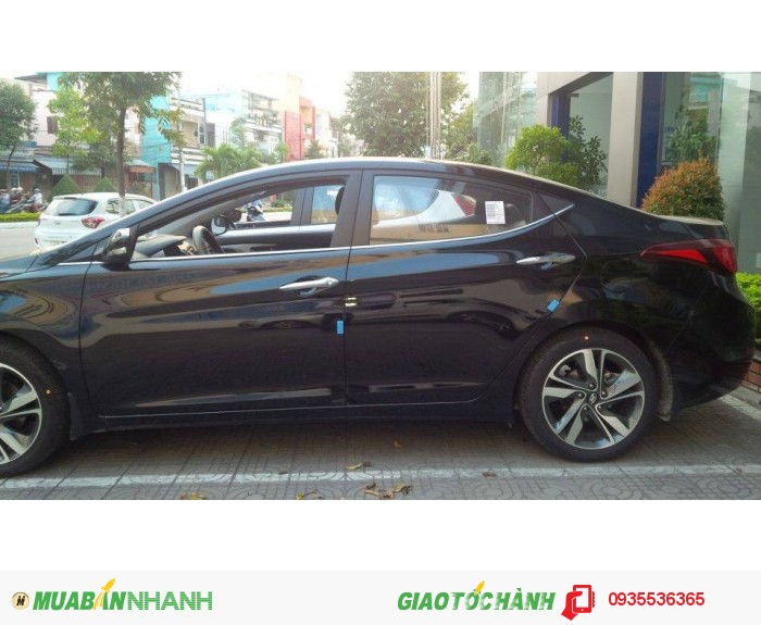 Khuyến mãi xe Hyundai Elantra 2015 Đà Nẵng