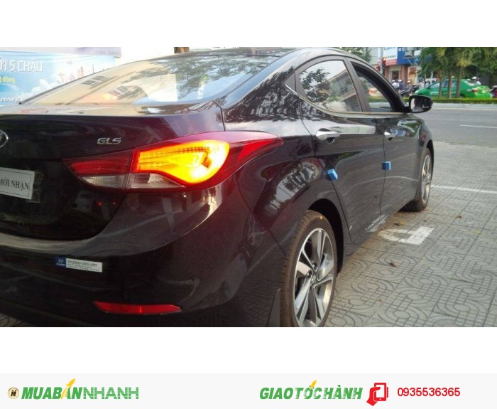 Khuyến mãi xe Hyundai Elantra 2015 Đà Nẵng