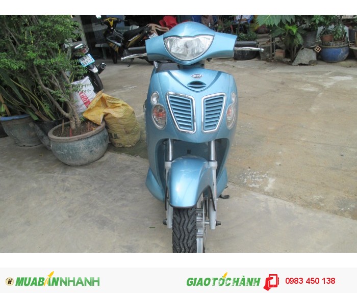 Xe SH 150i LD màu xanh đá thời trang