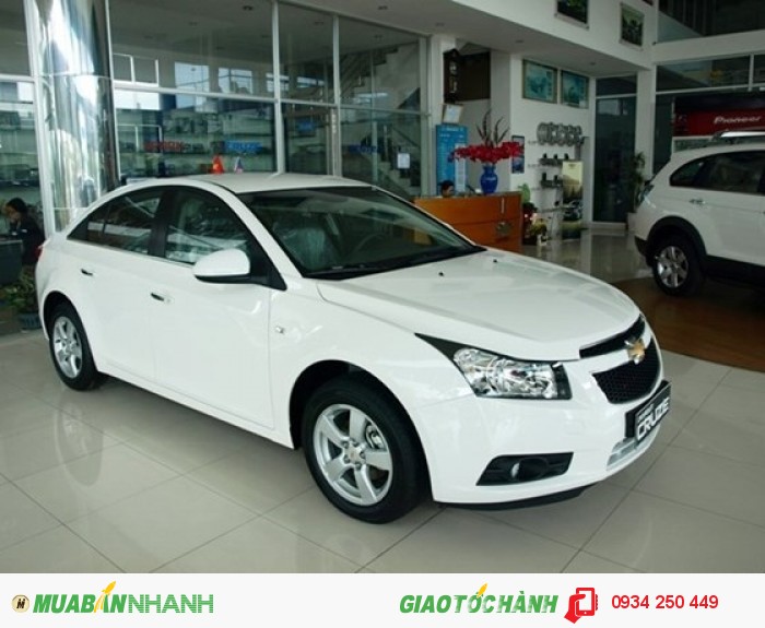 Bán xe CRUZE LS màu trắng giá rẻ nhất