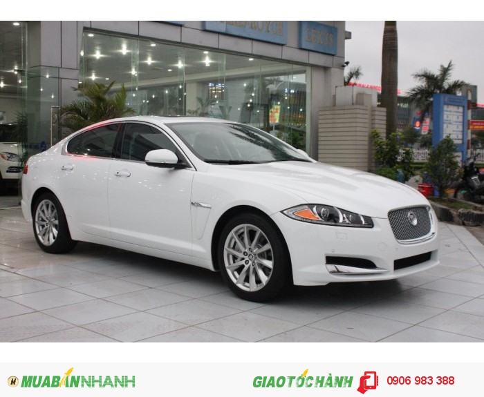 Jaguar XF 2.0 2015 Màu trắng xe sản xuất tại Anh, xe mới 100%