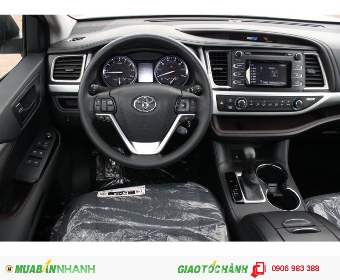Toyota Highlander màu trắng sản xuất 3/ 2015, xe nhập khẩu nguyên chiếc từ Mỹ mới 100%