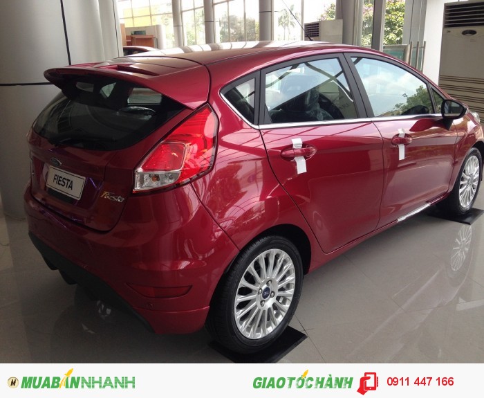 Ford Fiesta giảm giá đến 30 triệu hỗ trợ trả góp 80% giá trị xe.