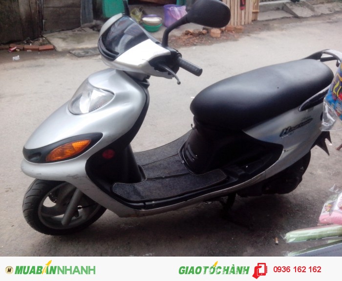 Xe Haesun Hàn Quốc  màu bạc