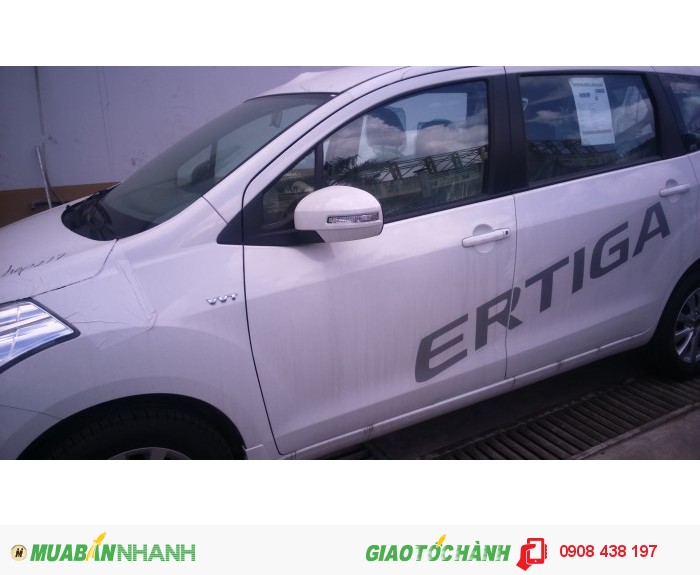 Suzuki Ertiga 2015, màu trắng, xe nhập khẩu, trả trước 180 triệu