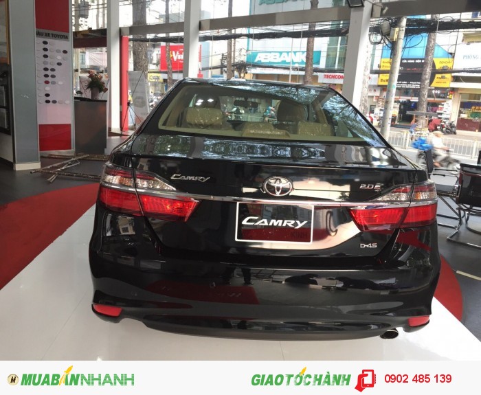 Camry 2.0E Màu Đen Mới 100%