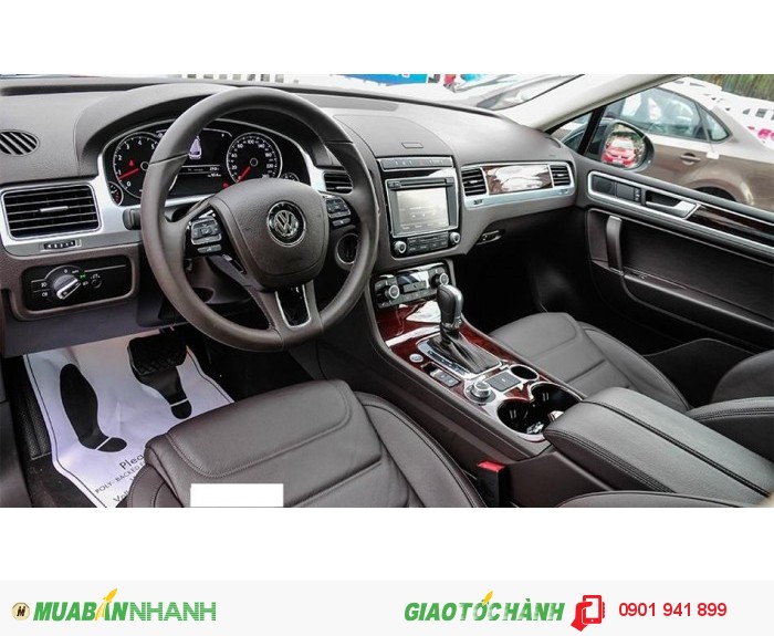 Volkswagen Touareg GP 3.6L FSI V6 2015 đen sang trọng . Nhập khẩu chính hãng