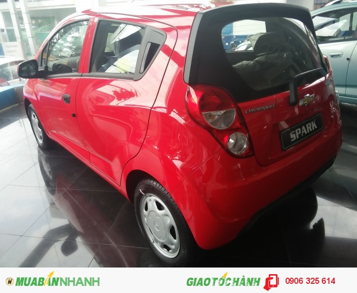 Xe Chevrolet Spark số sàn 1.0 giá rẻ