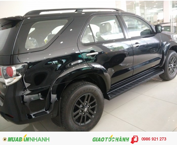 Xe Toyota Fortuner máy dầu mới 2.5G