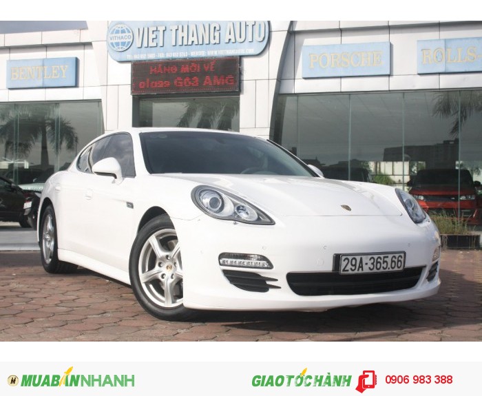 Porsche Panamera 3.6L V6 màu trắng nội thất nghi. Sản xuất năm 2011, đăng kí lần đầu 2012