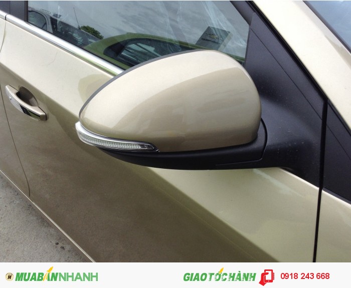 Bán xe Chevrolet Cruze LTZ . LT 2015 mới giảm giá khuyến mại tốt nhất