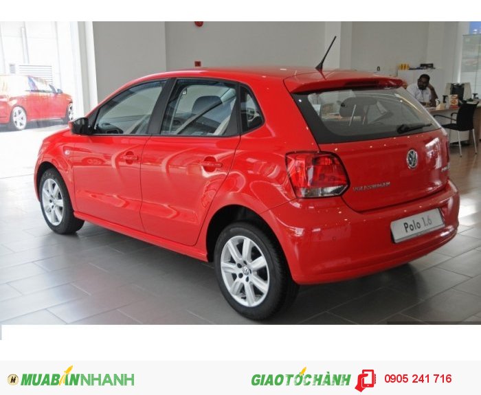 Volkswagen Polo Hatchback 2015. Màu đỏ. Xe Đức nhập khẩu chính hãng