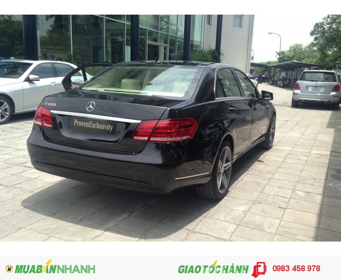 Mercedes-Benz E400 màu đen