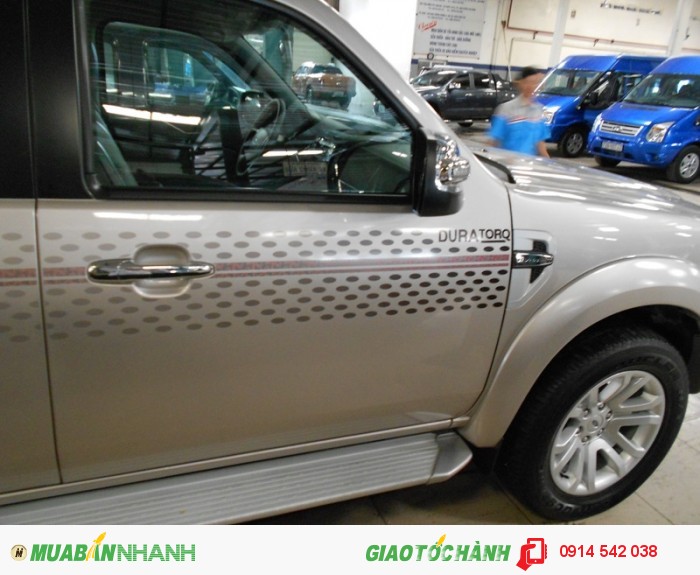 Bán Ford Everest 4x2 AT sx 2014 ghi vàng bstp