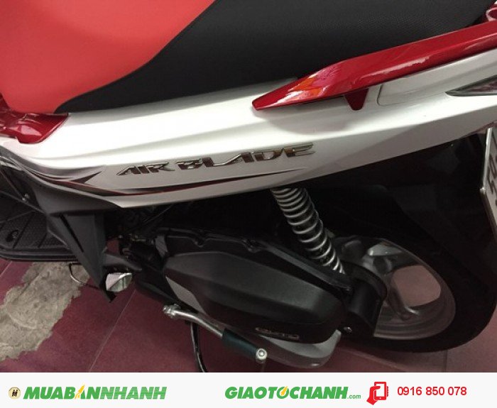 Xe Honda Air Blade 125 trắng đỏ ngay chủ