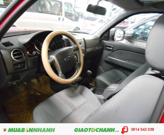 Bán Ford Everest 4x2 MT sx 2013 form mới bstp