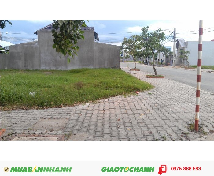 Bán lô góc 2 mặt tiền đường nhựa 12m, 130m2, 700tr, LH: 0908 991 300