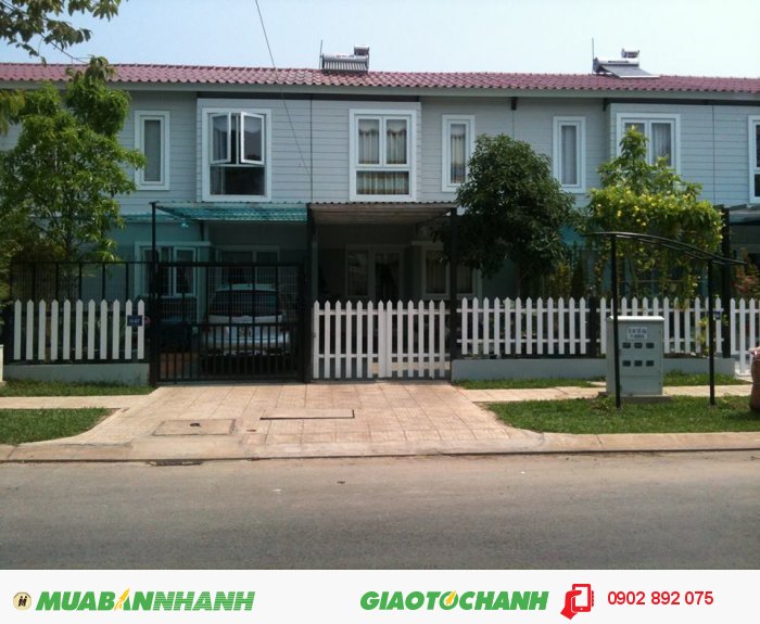 Cần bán gấp căn nhà SHR, nằm trên đường Phan Văn Hớn nối dài.