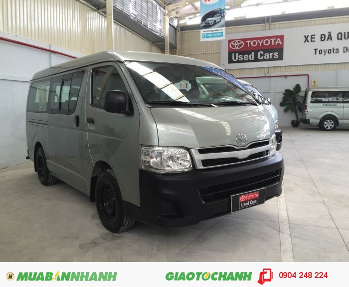 Toyota Hiace máy dầu, 2011, màu xanh ghi, xe đẹp như mới.