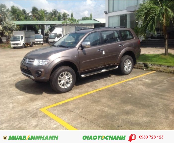 Bán xe Mitsubishi Pajero Sport 2015, dòng SUV 7 chổ thể thao, mạnh mẽ.
