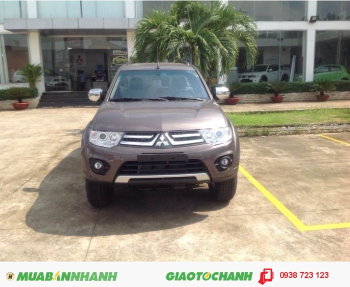 Bán xe Mitsubishi Pajero Sport 2015, dòng SUV 7 chổ thể thao, mạnh mẽ.