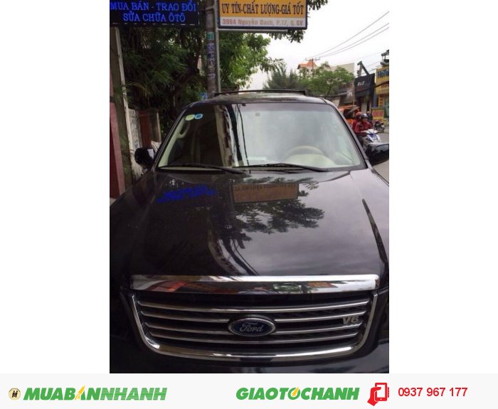 Ford 2004 3.0 màu đen, xe đẹp không có chiếc thứ 2