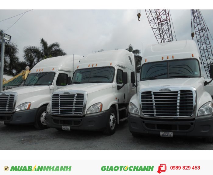 Xe đầu kéo Freightliner Cascadian 2012.