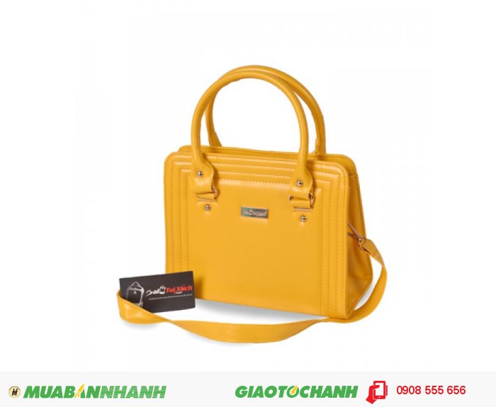 Túi xách dằn chỉ BLTXV1014001 | Giá: 193,600 đồng | Loại: Túi xách | Chất liệu: Simili (Giả da) | Màu sắc: Vàng | Kiểu quai: Quai xách |Họa tiết: Trơn | Trọng lượng: 500g | Kích thước: 25x19x11 cm | Mô tả: Túi xách được làm từ chất liệu silimi cao cấp đảm bảo độ bền và đẹp. Sản phẩm được thiết kế với nhiều màu sắc: Xanh, Nâu, Đen, Vàng cho bạn nữ tha hồ lựa chọn một chiếc túi phù hợp với phong cách riêng của mình. Đường chỉ may nổi ba vòng bao quanh bên ngoài vô cùng bắt mắt, vừa đảm đảo độ bề vừa mang tính thời trang. Kiểu dáng đơn giản nhưng rất thời trang, phù hợp cho những cô nàng văn phòng, đi dự tiệc hay đi dạo phố. Túi xách dằn chỉ thời trang cho bạn gái là một sự lựa chọn đáng tin cậy phù hợp với nhiều độ tuổi khác nhau mà vẫn thật thời trang., 3