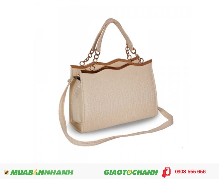 Túi Xách Thời Trang viền gợn sống WNTXV0915001 | Giá: 170.000 VND | Loại: Túi Xách | Chất liệu: Simili giả da | Màu sắc: Kem | Trọng lượng: 700g | Kích thước: 28x20x10cm | Kiểu quai: Quai đeo, 1