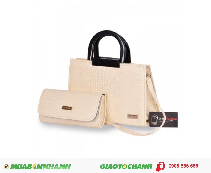 T&uacute;i x&aacute;ch bộ đ&ocirc;i quai nhựa WNTXV0815001 | Gi&aacute;: 253,000 đồng|Chất liệu: Simili v&acirc;n da c&aacute; sấu | M&agrave;u sắc: kem | Loại: T&uacute;i x&aacute;ch| Kiểu quai: Quai đeo ch&eacute;o | Trọng lượng: 800g | K&iacute;ch thước: 20x28x12,21x12x5 cm, 1
