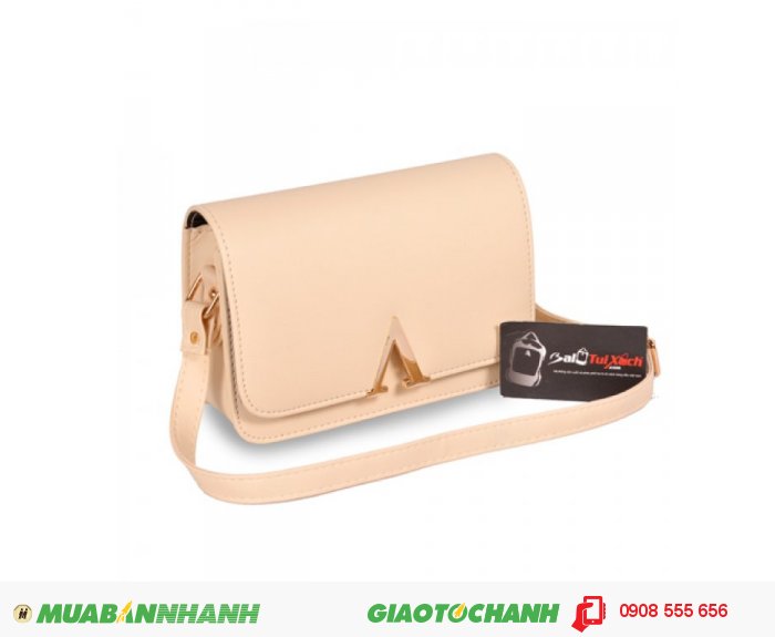Túi đeo chéo TUTDC0815002 | Giá: 132,000 đ | Loại: Túi xách | Chất liệu: Simili (Giả da) | Màu sắc: Kem | Kiểu quai: Quai đeo chéo |Trọng lượng: 350 g | Kích thước: 20x14x6cm |Họa tiết: Trơn | Đặc điểm nổi bật: Thiết kế kiểu bề mặt khóa chữ V sang trọng | Trọng lượng: 350 g |, 1
