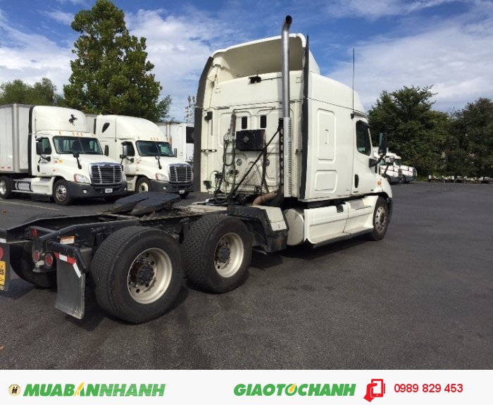 Xe đầu kéo Freightliner Cascadia DD13 đời 2012