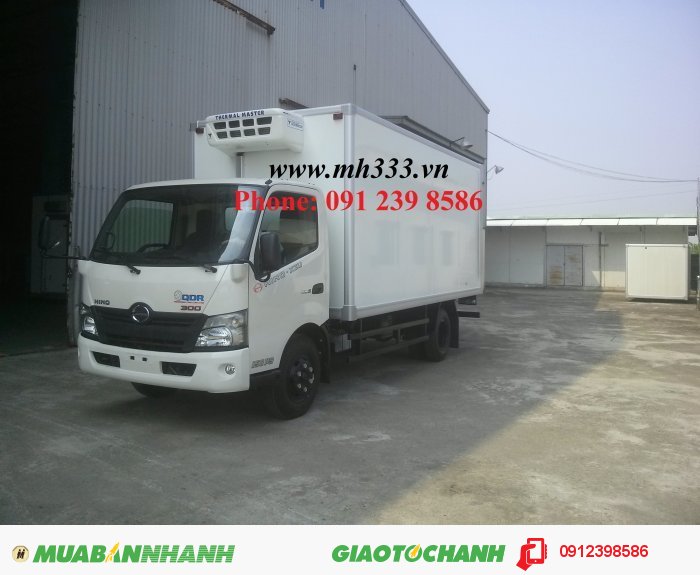 Xe tải hino xzu720 đóng thùng đông lạnh