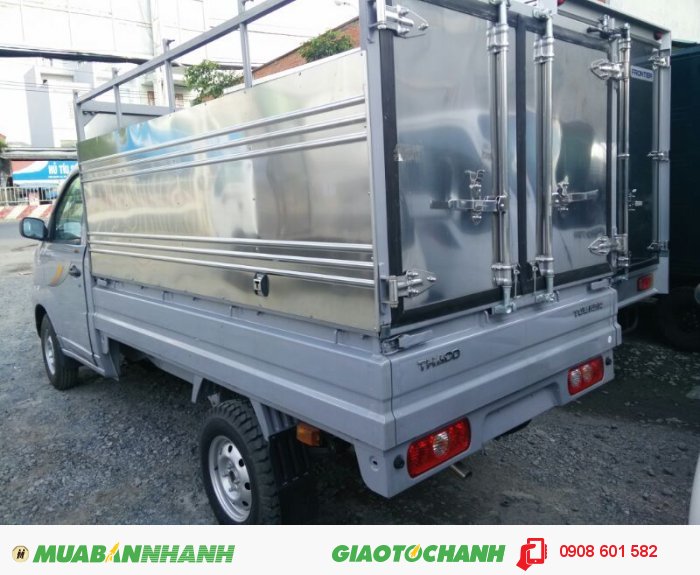 Xe Tải Nhẹ Towner 950A( Mới 2015) - Tải 775kg - Màu xám, Mui bạt - Có Xe Ngay!