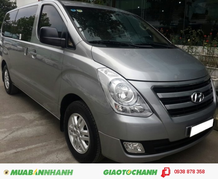 Starex 9 chỗ máy dầu 2016 mới nhập 100%. Giảm ngay 23 triệu tiền mặt.