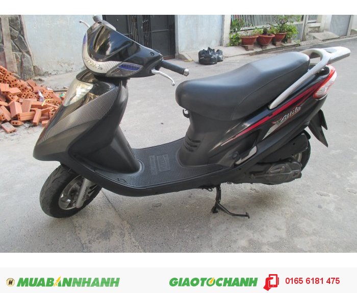 SYM Attila Victoria, thắng đĩa, màu đen, chân bấm