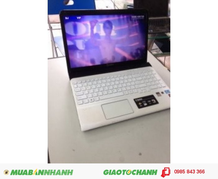 Sony Vaio Sve15 I5 , 3230M/4G/500G/ Vga 2G/ 15.6 , In Màu Trắng Rất Đẹp