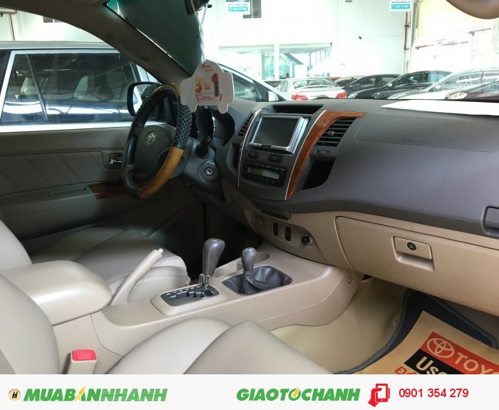 Bán Fortuner V, màu Xám. Xe đẹp, chất lượng như xe mới. Hỗ trợ trả góp.