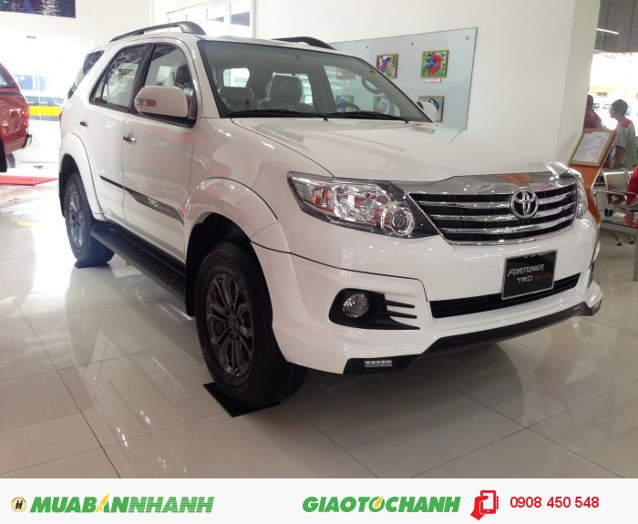 Bán xe Fortuner Sportivo  TRD  2016 màu Trắng